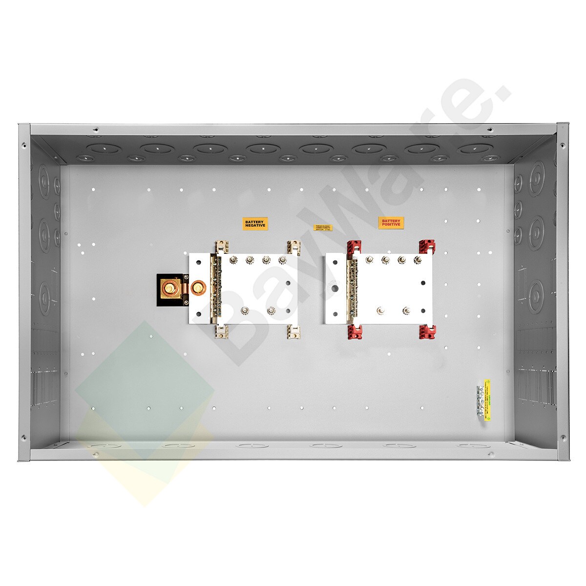 MidNite Solar - 1000A Battery Combiner Box with 50mV Shunt | Circuit Solar